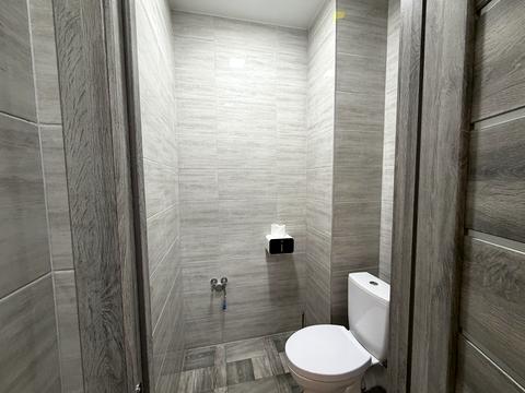 комерційна за адресою Під Голоском вул., 24