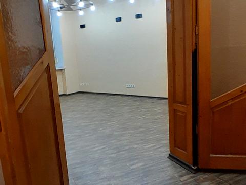 коммерческая по адресу Конституційна ул. (28-го Июня), 20