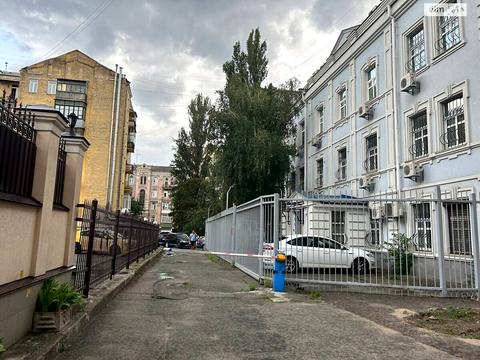 коммерческая по адресу Саксаганского ул., 109/20