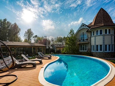 будинок за адресою с. Вишеньки, Садова вул.