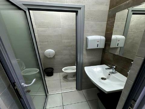 коммерческая по адресу Красиловская ул., 7