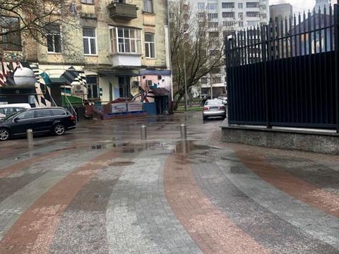 комерційна за адресою Велика Житомирська вул., 34