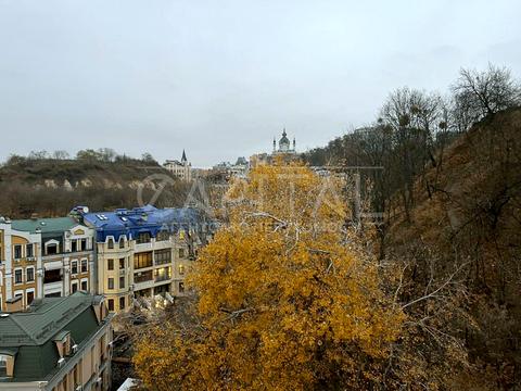 квартира за адресою Київ, Дегтярна вул., 6