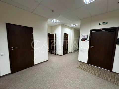 комерційна за адресою Голосіївський просп. (40-річчя Жовтня), 82