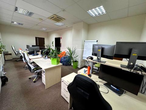 комерційна за адресою Голосіївський просп. (40-річчя Жовтня), 82