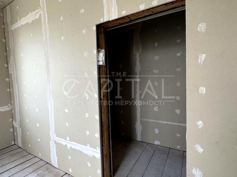 комерційна за адресою Київська вул., 1