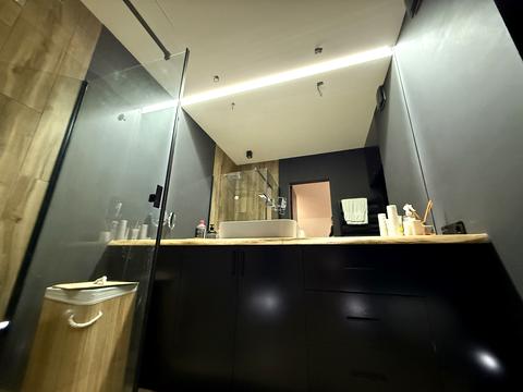 квартира за адресою Джона Маккейна вул. (Івана Кудрі), 1-Б