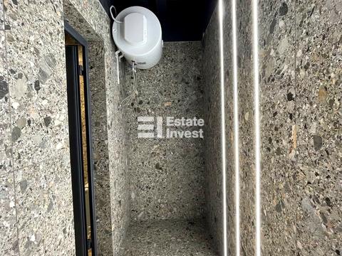 комерційна за адресою Манізера вул. (Красіна), 8