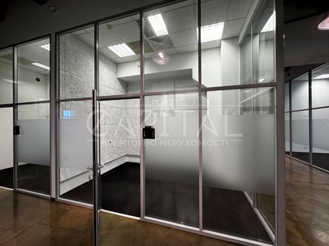 комерційна за адресою Охтирська вул., 11