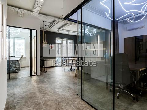 коммерческая по адресу Князей Острожских ул. (Московська), 46/2