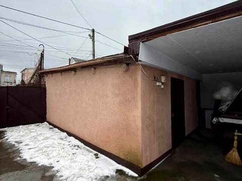 будинок за адресою Дніпро, Алли Горської вул. (Наримська)