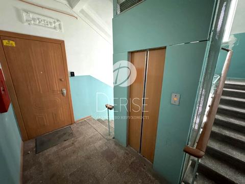 квартира за адресою Заньковецької вул., 8