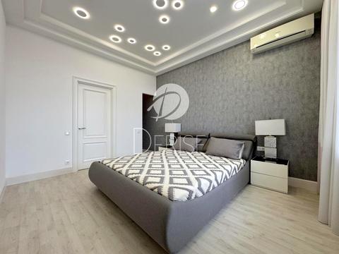 квартира за адресою Заньковецької вул., 8