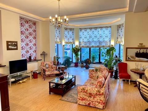 дом по адресу Андрея Шептицького ул.