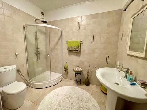 дом по адресу Андрея Шептицького ул.