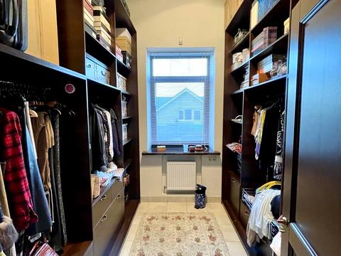 дом по адресу Андрея Шептицького ул.