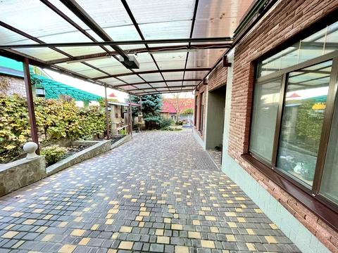 дом по адресу Андрея Шептицького ул.