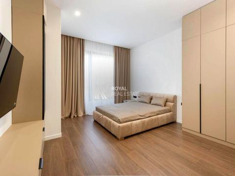 будинок за адресою с. Вишеньки, Європейська вул.