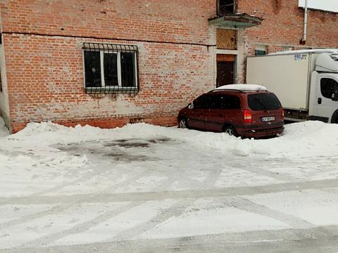 комерційна за адресою Дніпровська вул., 34
