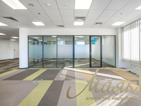 комерційна за адресою Жилянська вул., 75