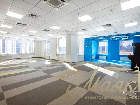 комерційна за адресою Жилянська вул., 75