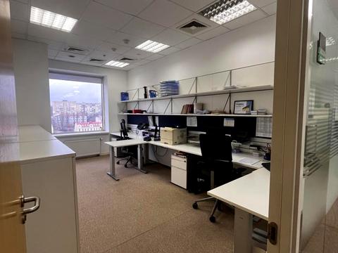 комерційна за адресою Київ, Жилянська вул., 75