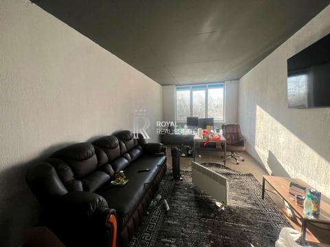 комерційна за адресою Борисо-Глібська вул. (Ватутіна), 110