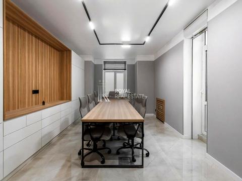 комерційна за адресою Євгена Чикаленка вул. (Пушкінська), 20