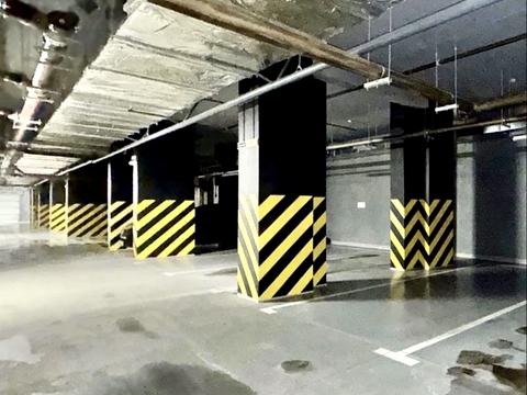 паркоместо по адресу Володимира Вернадського ул. (Дзержинського), 35-Н