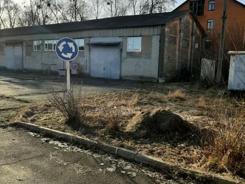 комерційна за адресою Металургів вул., 19