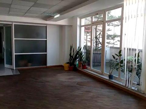 коммерческая по адресу Крутогорный спуск (Рогалёва), 12-Б