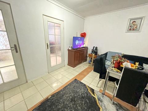 квартира за адресою Об'їзна вул., 12