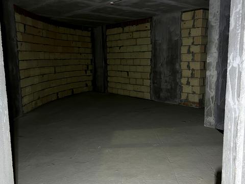 комерційна за адресою Воскресенська вул., 2-В