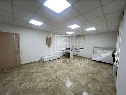 коммерческая по адресу вул. Єрощенка, 12