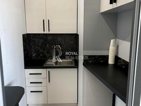 комерційна за адресою Євгена Коновальця вул. (Щорса), 36-Е