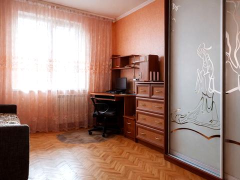 квартира по адресу Ревуцкого ул., 4