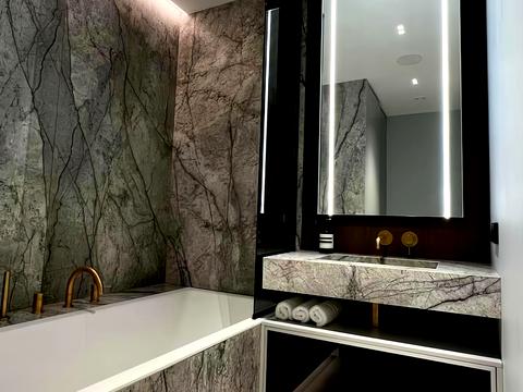 квартира за адресою Андрія Верхогляда вул. (Михайла Драгомирова), 20