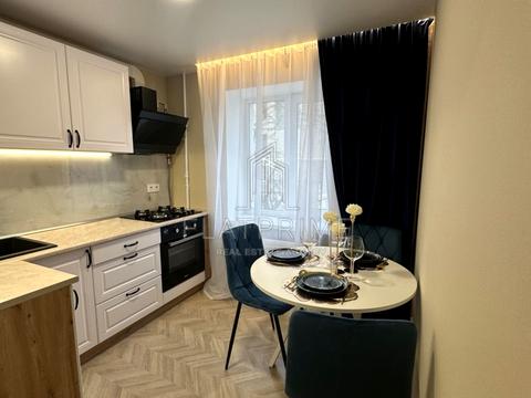 квартира по адресу Уинстона Черчилля ул. (Красноткацкая), 24