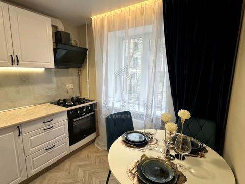 квартира по адресу Уинстона Черчилля ул. (Красноткацкая), 24