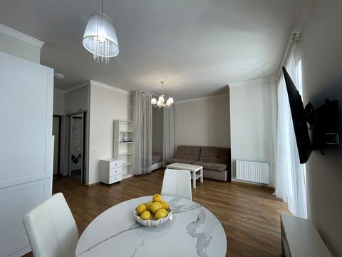 квартира за адресою Рея Бредбері вул., 5/15