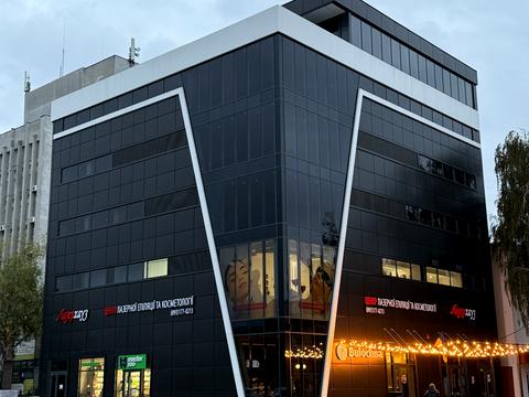 комерційна за адресою Гоголя вул., 276