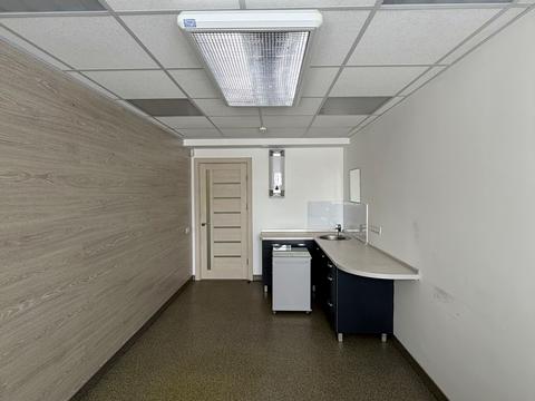 комерційна за адресою Одеська вул., 8А