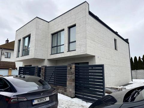 будинок за адресою Зоряна вул., 9