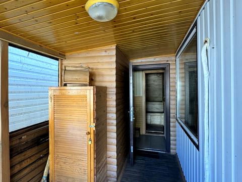 будинок за адресою Набережна вул.