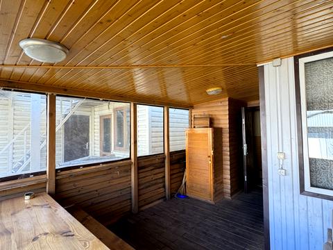 будинок за адресою Набережна вул.