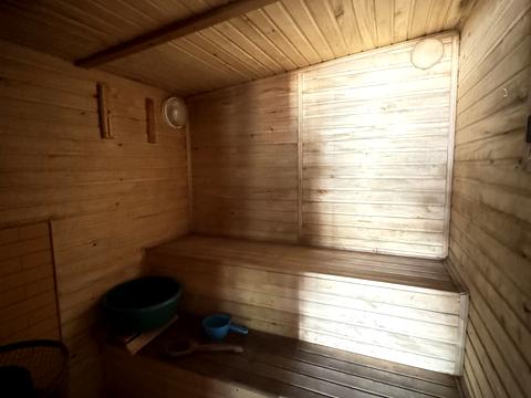 будинок за адресою Набережна вул.