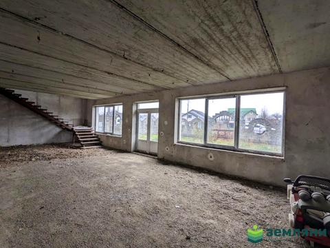 комерційна за адресою Липова, 16