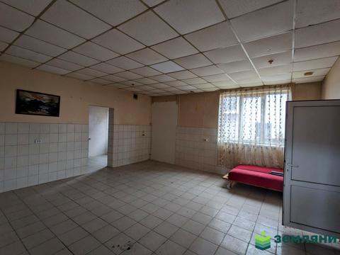 комерційна за адресою Липова, 16