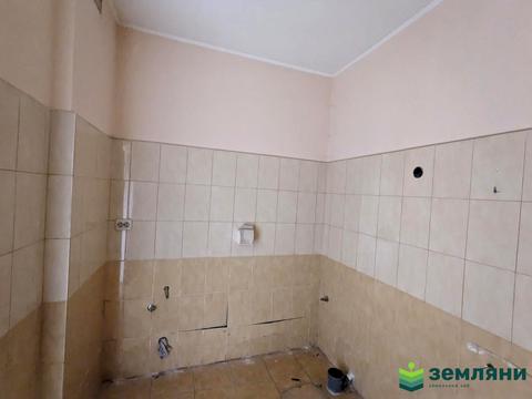 комерційна за адресою Липова, 16