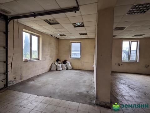 комерційна за адресою Липова, 16